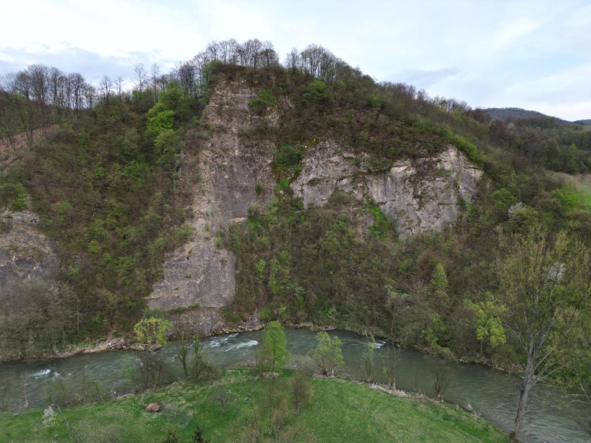 Apartman Visoko-Oaza Mira Exterior foto