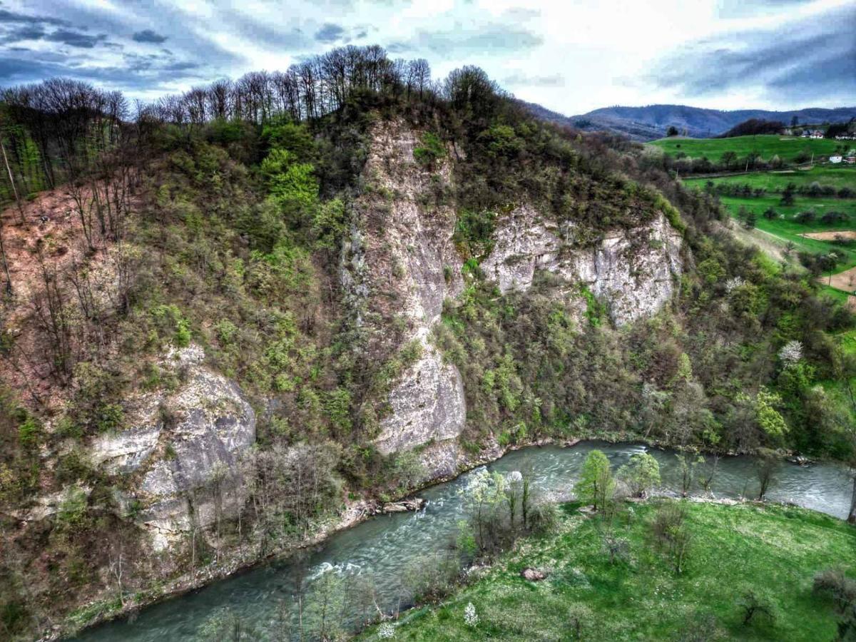 Apartman Visoko-Oaza Mira Exterior foto