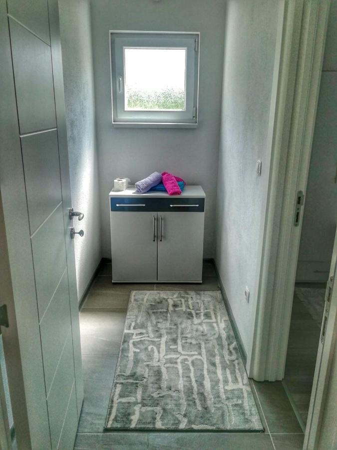 Apartman Visoko-Oaza Mira Exterior foto