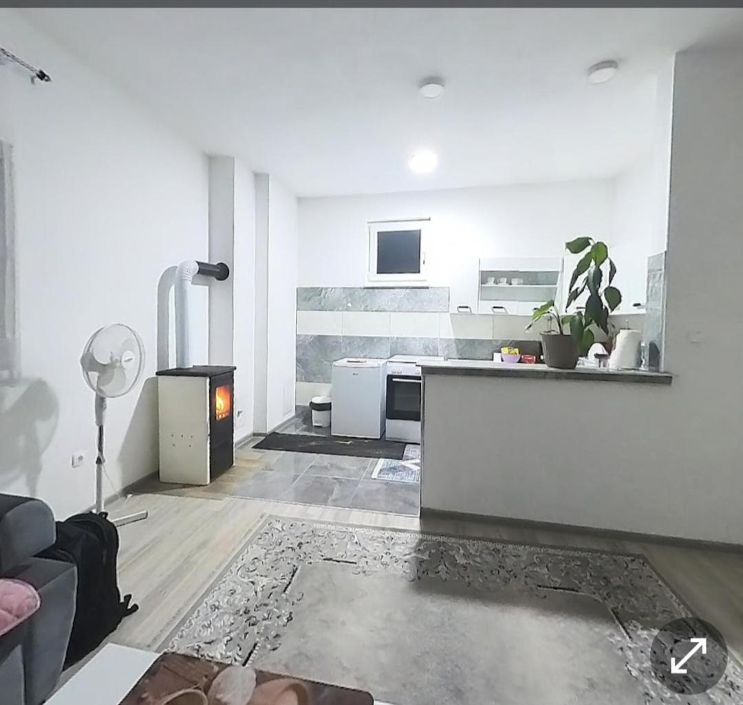 Apartman Visoko-Oaza Mira Exterior foto
