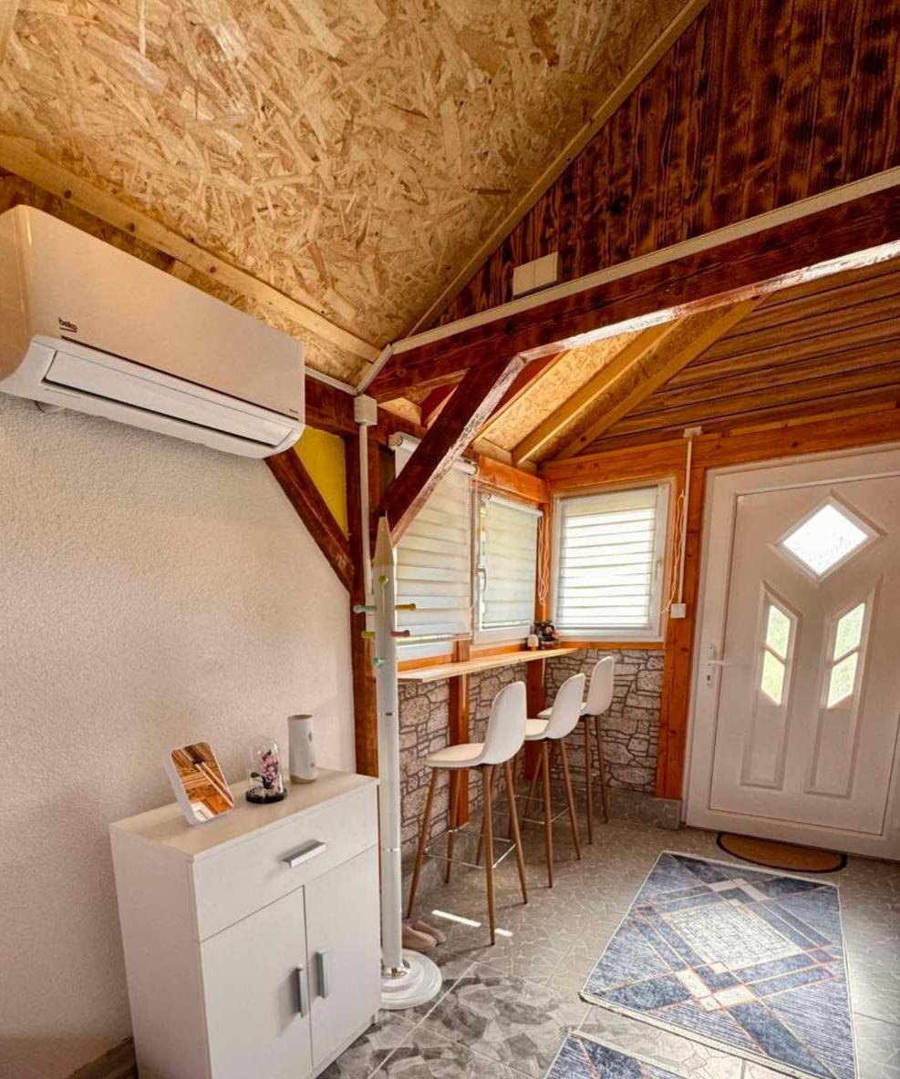 Apartman Visoko-Oaza Mira Exterior foto
